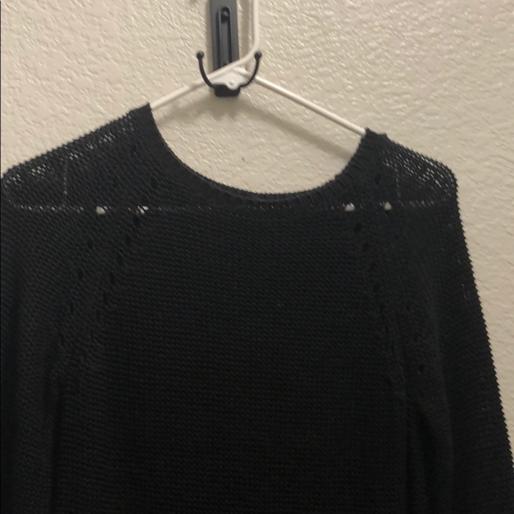 Sweater - Picture 4 of 4